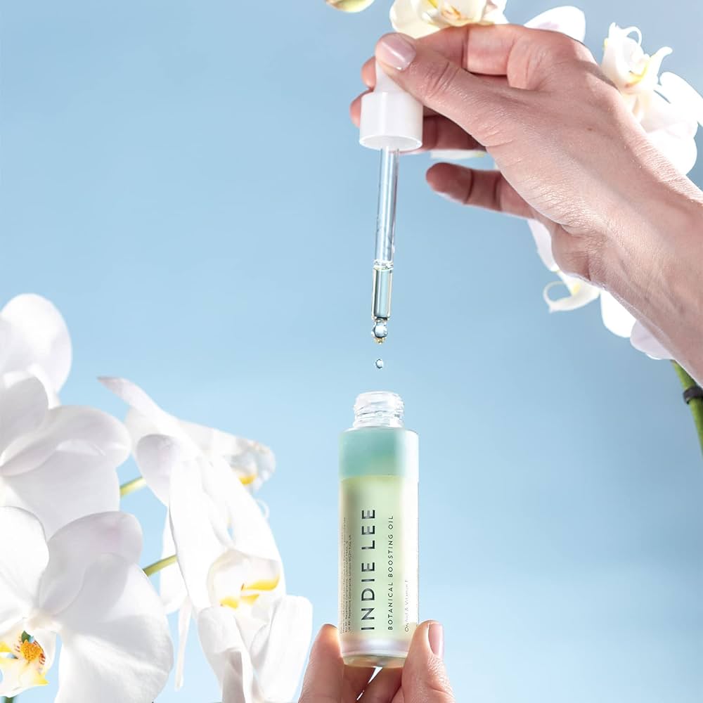 Botanical Boosting Oil Secondary image